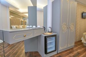 Deluxe Double Room with Balcony and Sea View room in Sultan Suleyman Palace Hotel & Spa