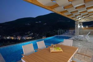 VILLA NONA Lefkada Greece