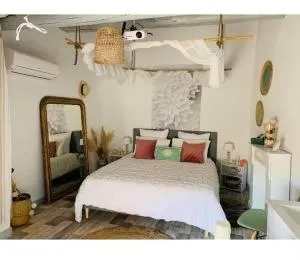 Love Appart Balnéo Jacuzzi Romantique Insolite - Saint-Hippolyte-le-Graveyron