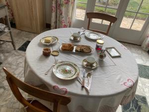 Maisons d'hotes Le Clos Ronsard Suite Parentale : photos des chambres
