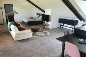 Vrijstaand landelijk appartement met uitzicht!