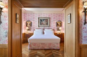 Hotels Airelles Gordes, La Bastide : photos des chambres