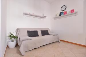 IzzHome Blue Sea img23