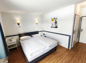 Schäfers Hotel, Self Check-in & gratis Bäckerfrühstück