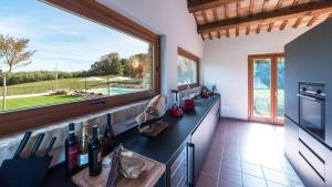 Borgo Da Monte 8, Emma Villas