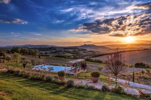 CASALE DEI GELSOMINI 8, Emma Villas