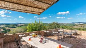 CASALE RASA 20&2, Emma Villas