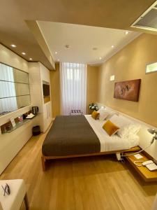 Superior Double Room room in Hotel White