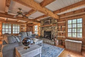 Riversong Cabin with Fire Pit on North River