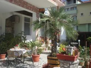 Guest House Bogat-Beden - 阿赫洛伊