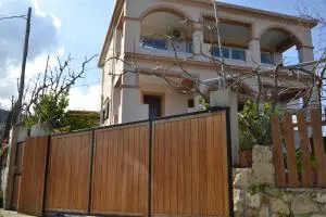 Kalogeris house mouzaki - Pandokrátor