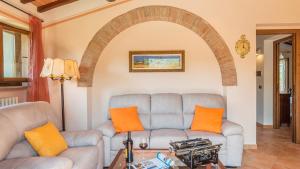 Vinciluna 4, Emma Villas