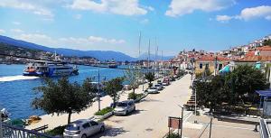 Beautiful house by the sea Poros-Island Greece