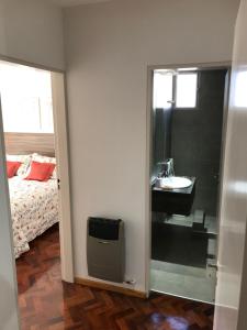 Excelente dpto para 46 personas a metros de peatonal.