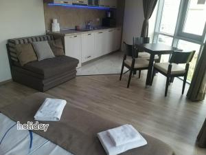 "При братята" - Apartments & Studios