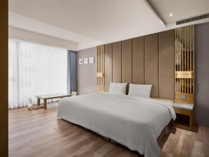 Gamalan FL Spring Hotel