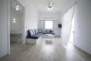 Despinas house Kythnos - Flampouria