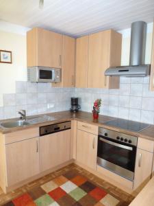 Appartementhaus Zillertal by PiaundDirk