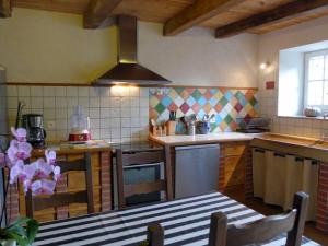 Maisons de vacances Gite Chantraines, 4 pieces, 7 personnes - FR-1-611-4 : photos des chambres