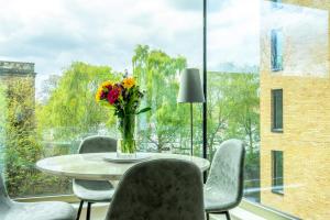 Waterfront @ Ryedale House