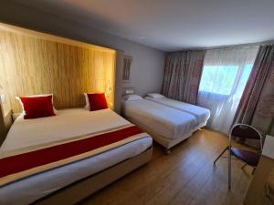 Hotels HOTEL C SUITES chambres spacieuses : photos des chambres