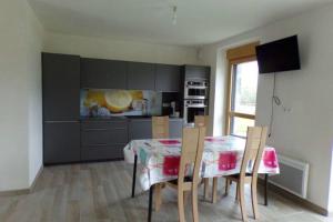 LE HERON - LES VERGERS DE GUERLEDAN