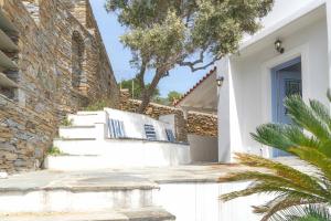 Seaside Villa Diamond - Unlimited Aegean Views Andros Greece