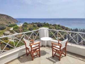 Seaside Villa Diamond - Unlimited Aegean Views Andros Greece