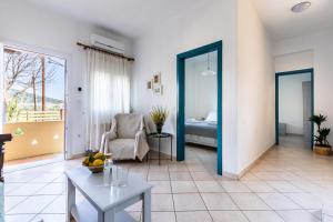 Lithos Apartments