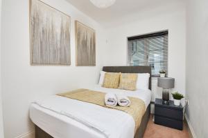 Boutique Bath Apartment Free Parking