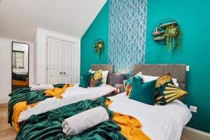 Boutique Bath Apartment Free Parking