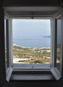 Anatoli - Traditional little house!!! Milos Greece
