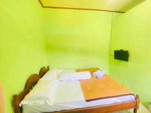 Hotel Gerung 1 near Alun Alun Nganjuk Mitra RedDoorz