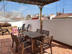 Apartment with Terrace room in Flats Friends Torres Quart