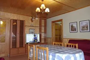 CASA RURAL JAVIER EL BALCÓN APARTAMENTO 6 PERSONAS - Ribatajada