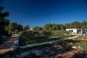 Olive Eden Holiday Home