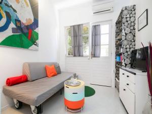 Apartment Laka