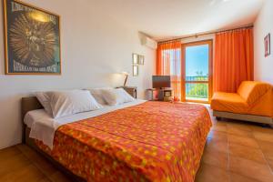 Studio room in Apartment Loncaric Zuti