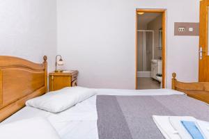 Apartments IvaT