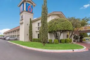 Motel 6-Dallas, TX - Market Center - Dallas