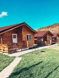 Cabanute Luca Ama Bran - 西蒙