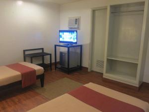 Hotel Alejandro Tacloban