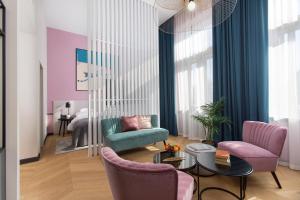 Suite room in Alice Hotel