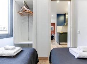 Modern Apt, 2 Minutes to Beach La Barceloneta, City Center