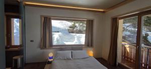 Double or Twin Room with Lake View room in Albergo Chalet Lago Antorno