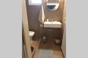 central studio very close to the port of Volos