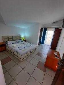 Casa Rares Costinesti