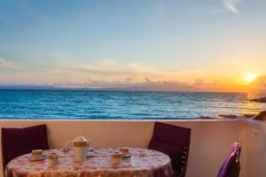 On the Beach - Akroyali Family Lodging - Akrogiali