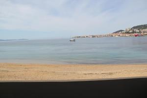 Appartements studio pieds dans l’eau : photos des chambres