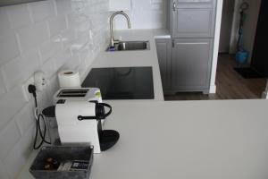 Appartements studio pieds dans l’eau : photos des chambres